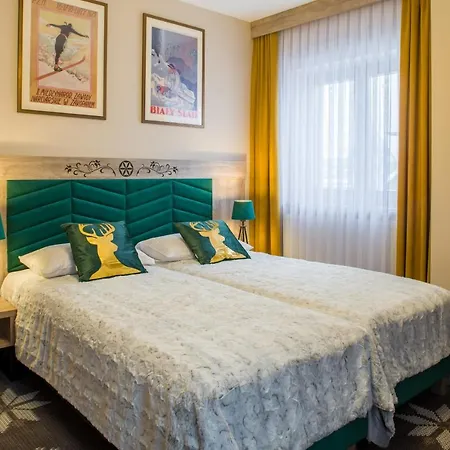 Willa Maria 4 Bed & Breakfast