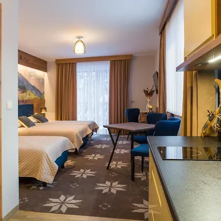 Willa Maria 4 Bed & Breakfast