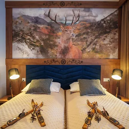 Willa Maria 4 Bed & Breakfast
